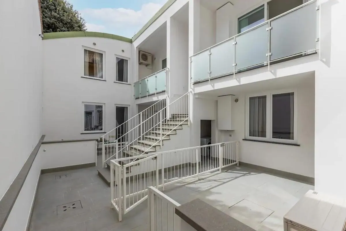 Apartment Colonna Rucellai Apt 5 Florence